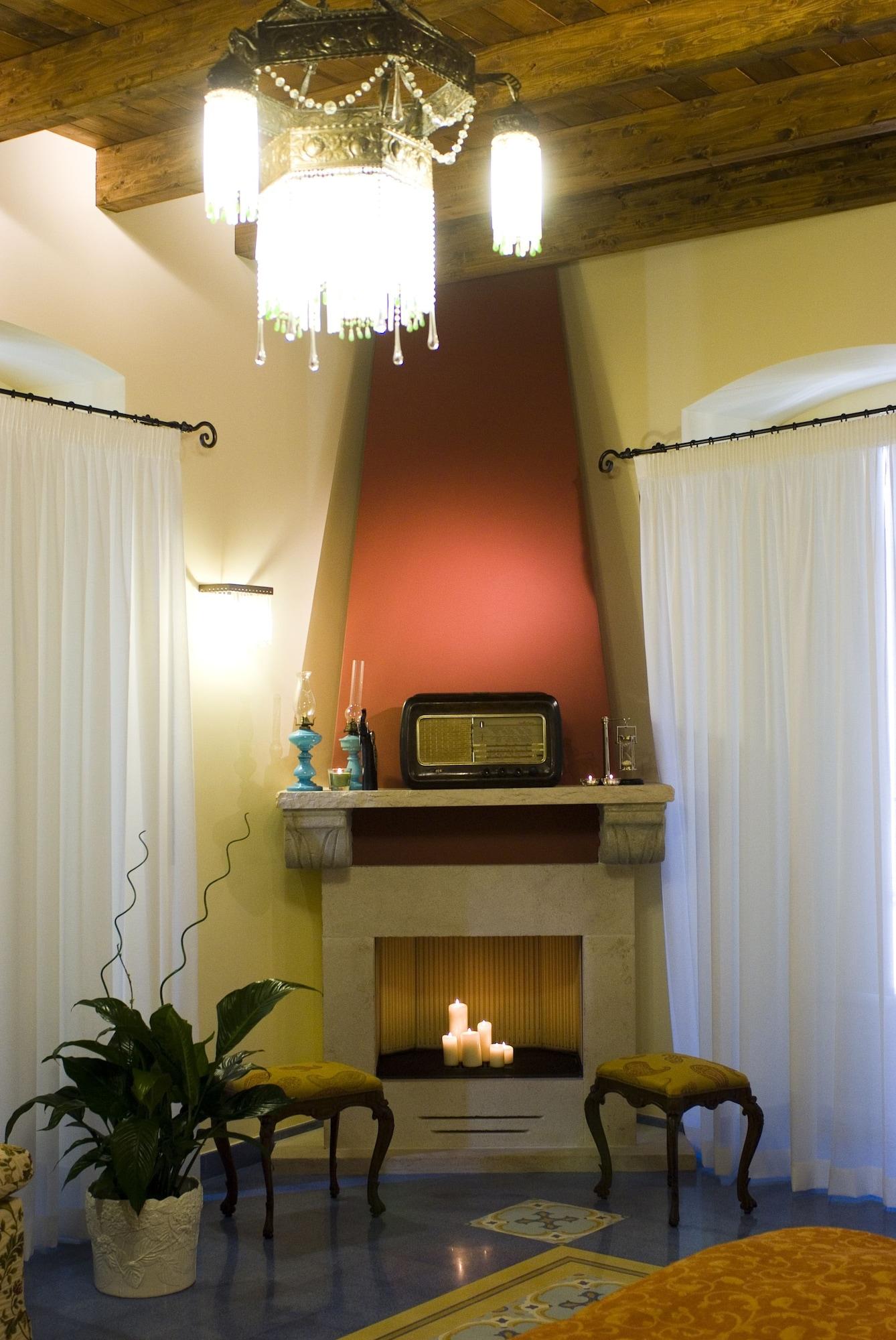 Vinslounge Suite Барлетта Экстерьер фото