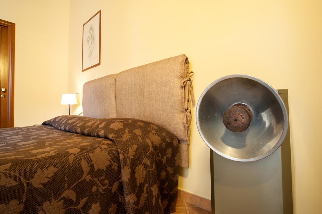 Vinslounge Suite Барлетта Номер фото