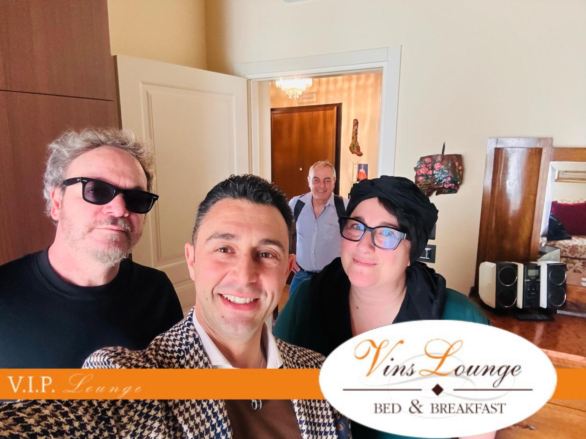 Vinslounge Suite Барлетта Экстерьер фото